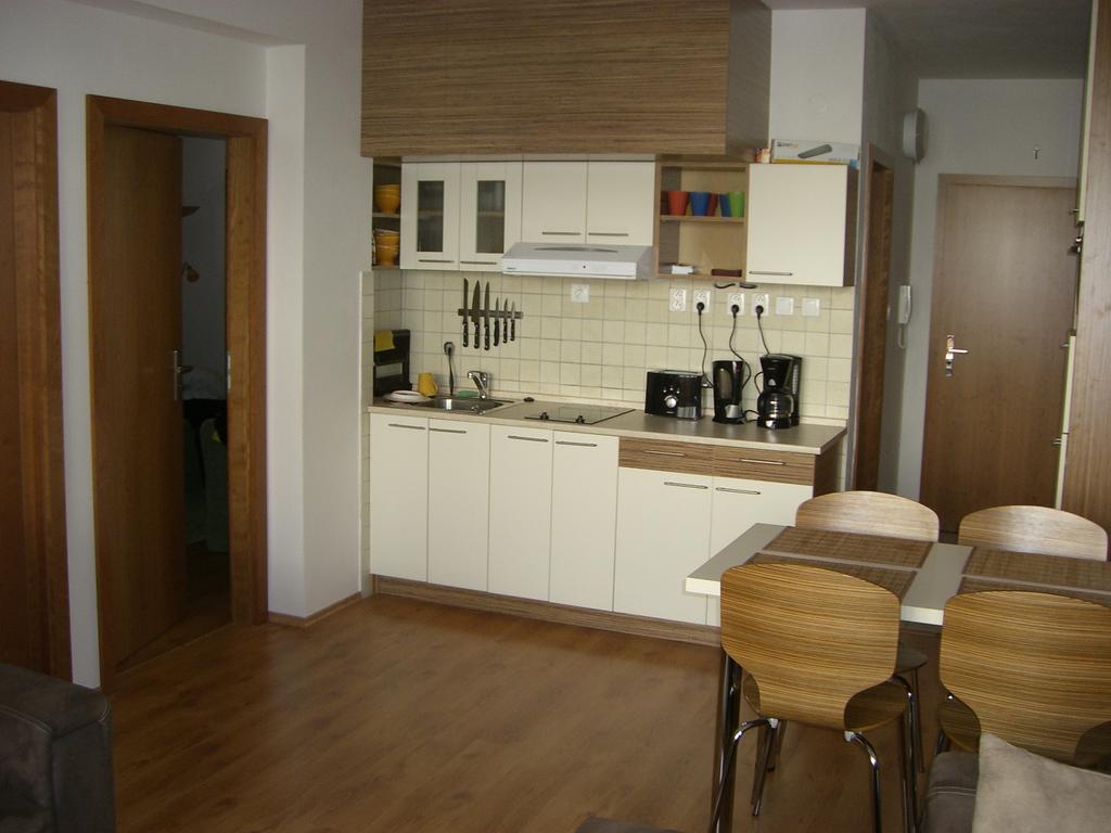 Horec Apartment 2 Dóval Kültér fotó